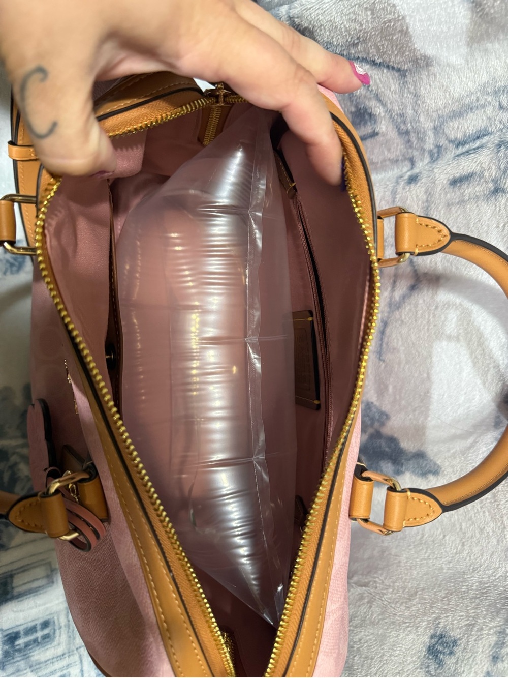 Coach 2026 Powder Pink Satchel with Tan Trim and Floral Charm - Picture 4 of 5